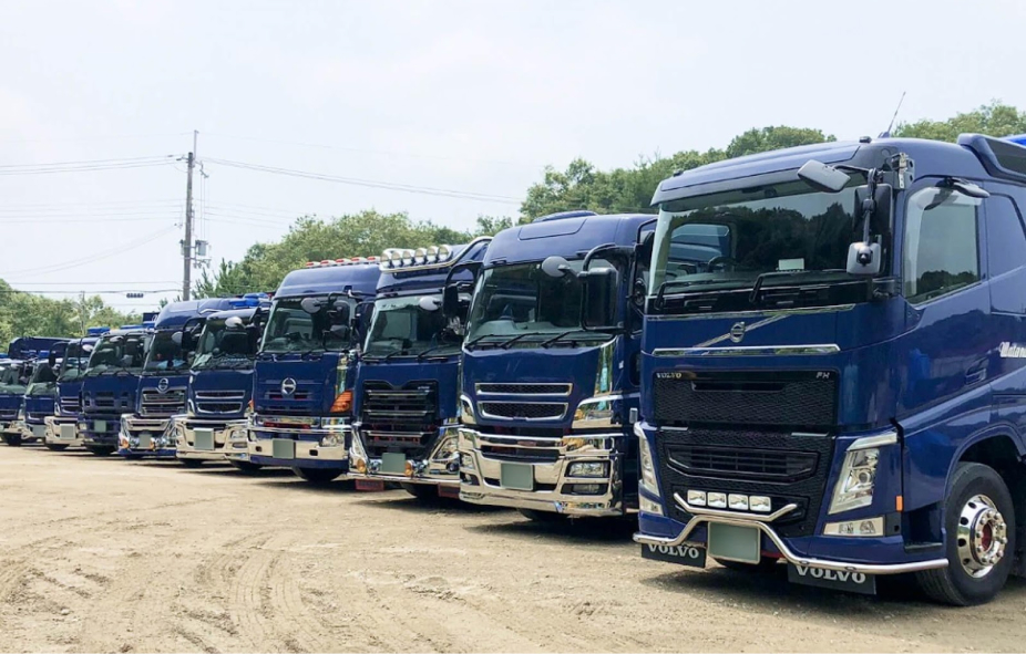運転のプロが集まる渡辺建設。車両管理システム導入の決め手は「リアルタイム」と「使いやすさ」