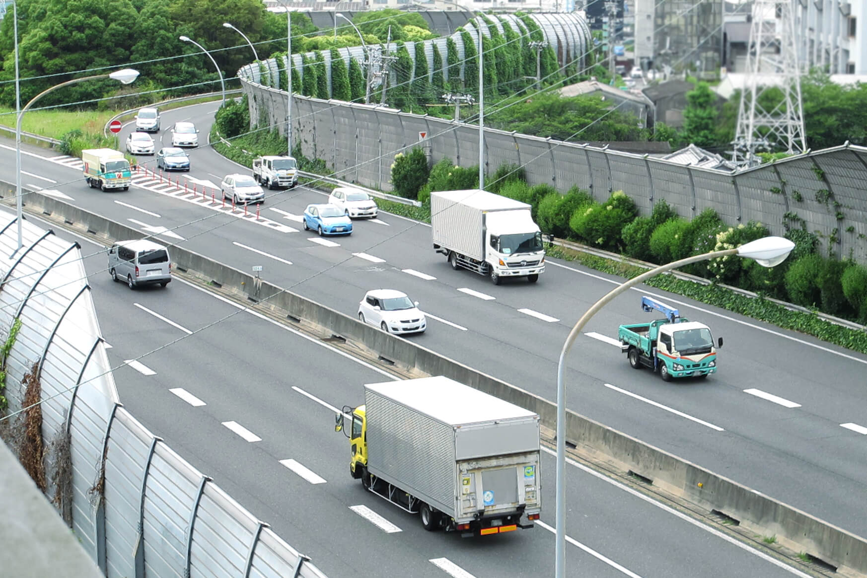 GPSで車の位置を追跡！おすすめサービス8選